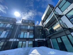Commercial Roof Shoveling