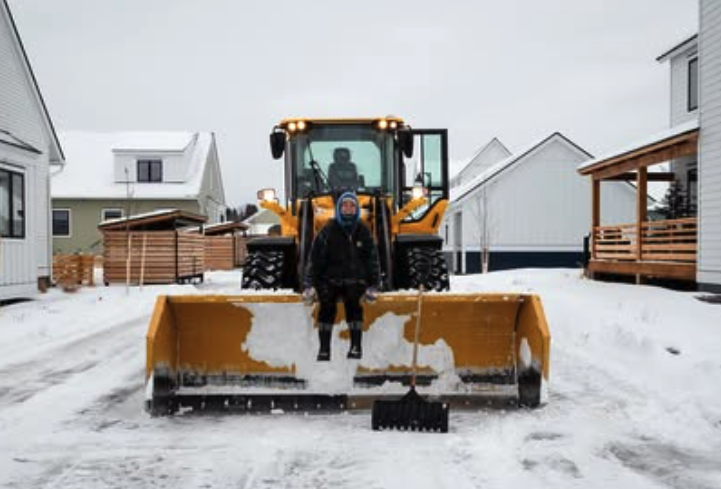 ELLA SNOW PLOWING LOADER