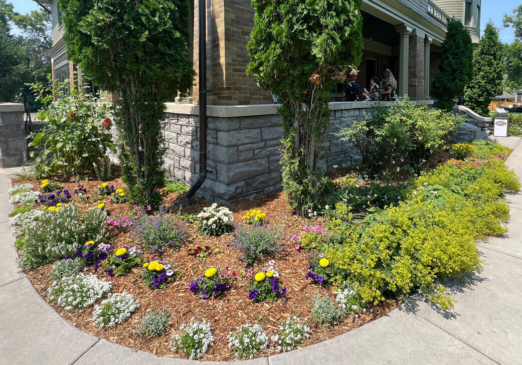 Landscape Bed - Story Mansion (SM)